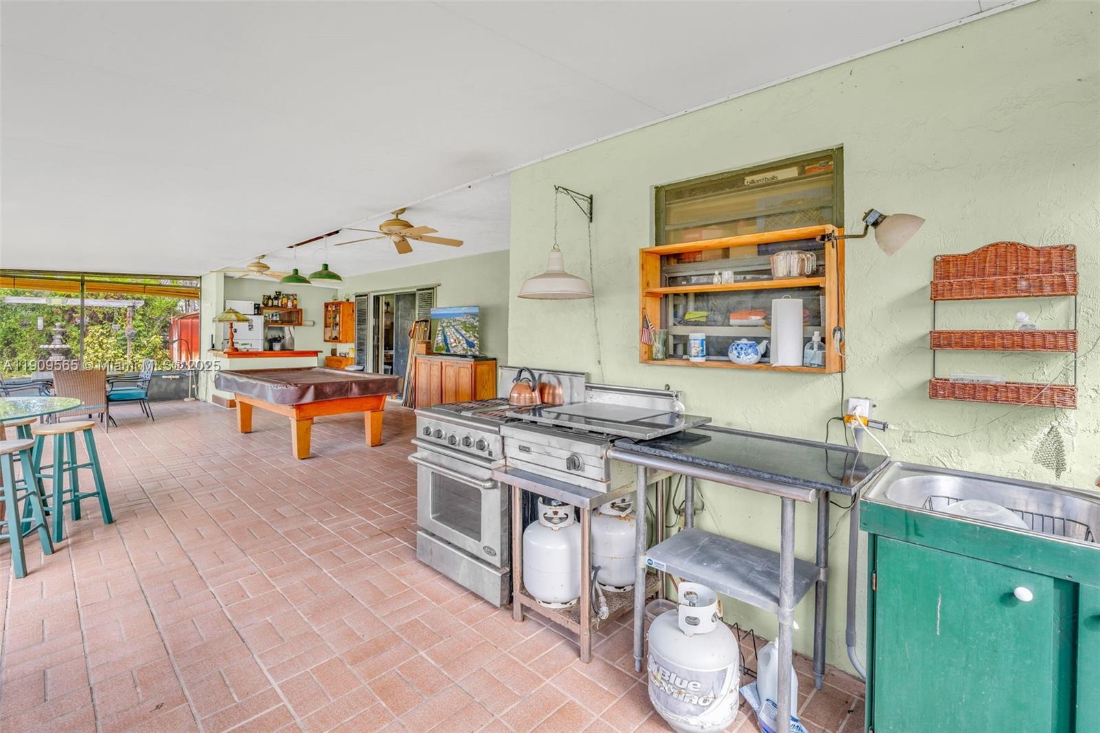 Twin Lakes - Residential