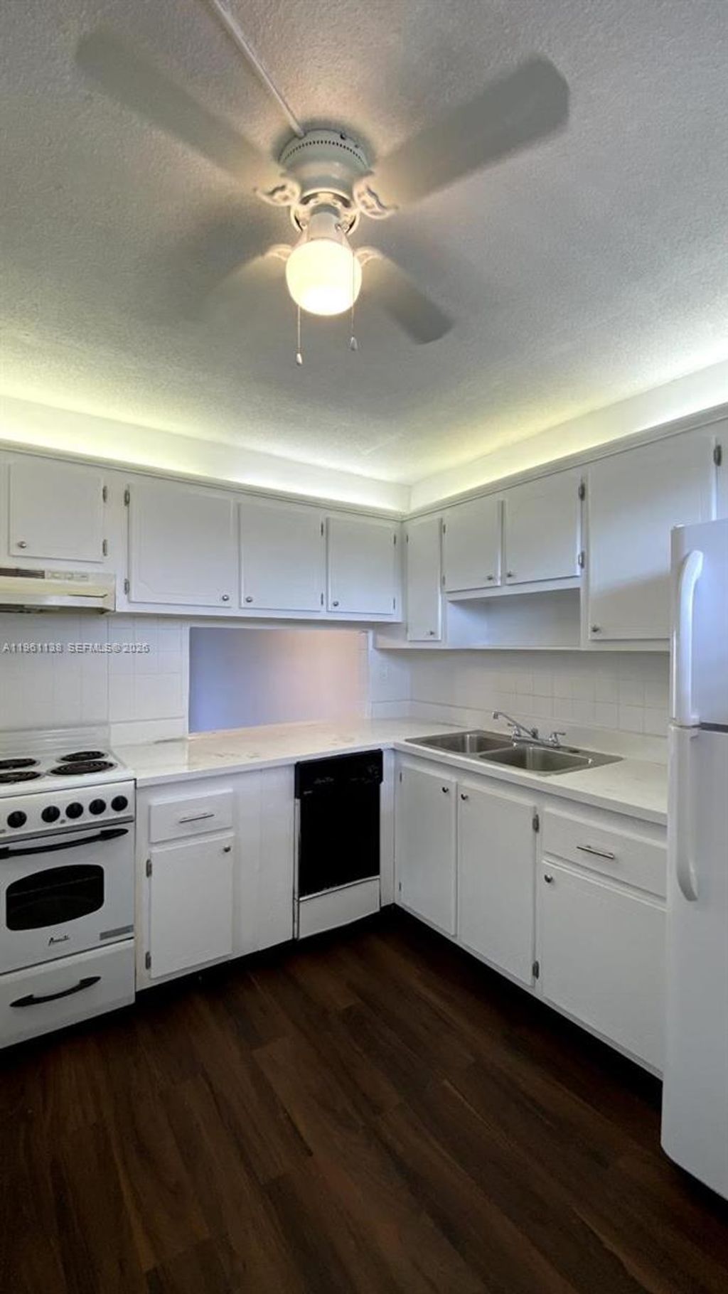Photo of 2640 S Garden Dr S #301, Lake Worth, FL 33461 (MLS # A11961138)