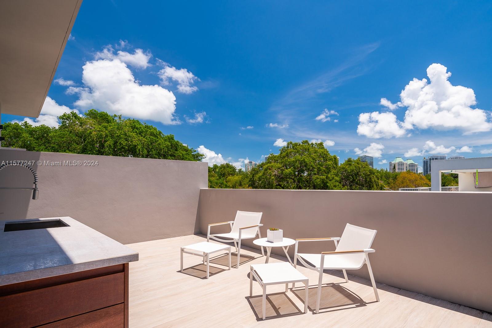 Palm Terrace - Residential