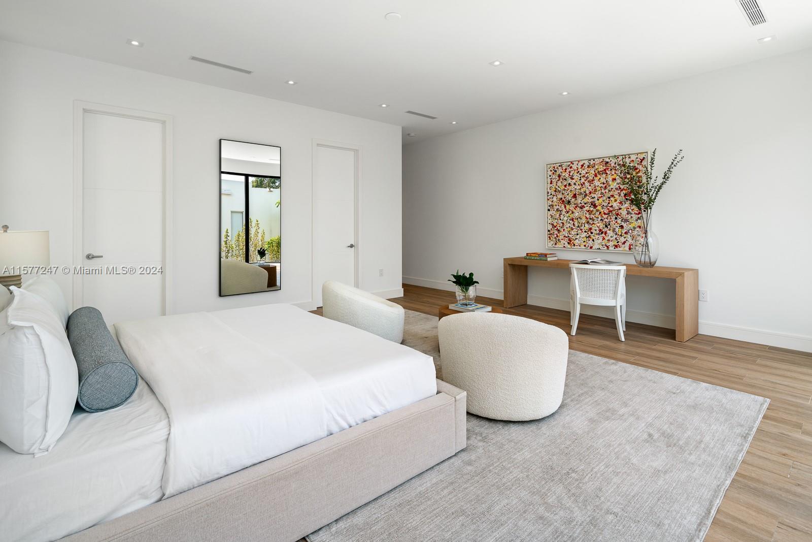 Palm Terrace - Residential