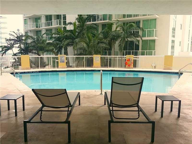 THE SAIL CONDO - Residential