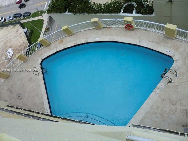 THE SAIL CONDO - Residential