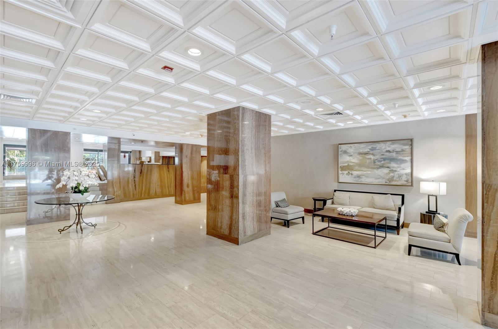 2333 Brickell Ave 305