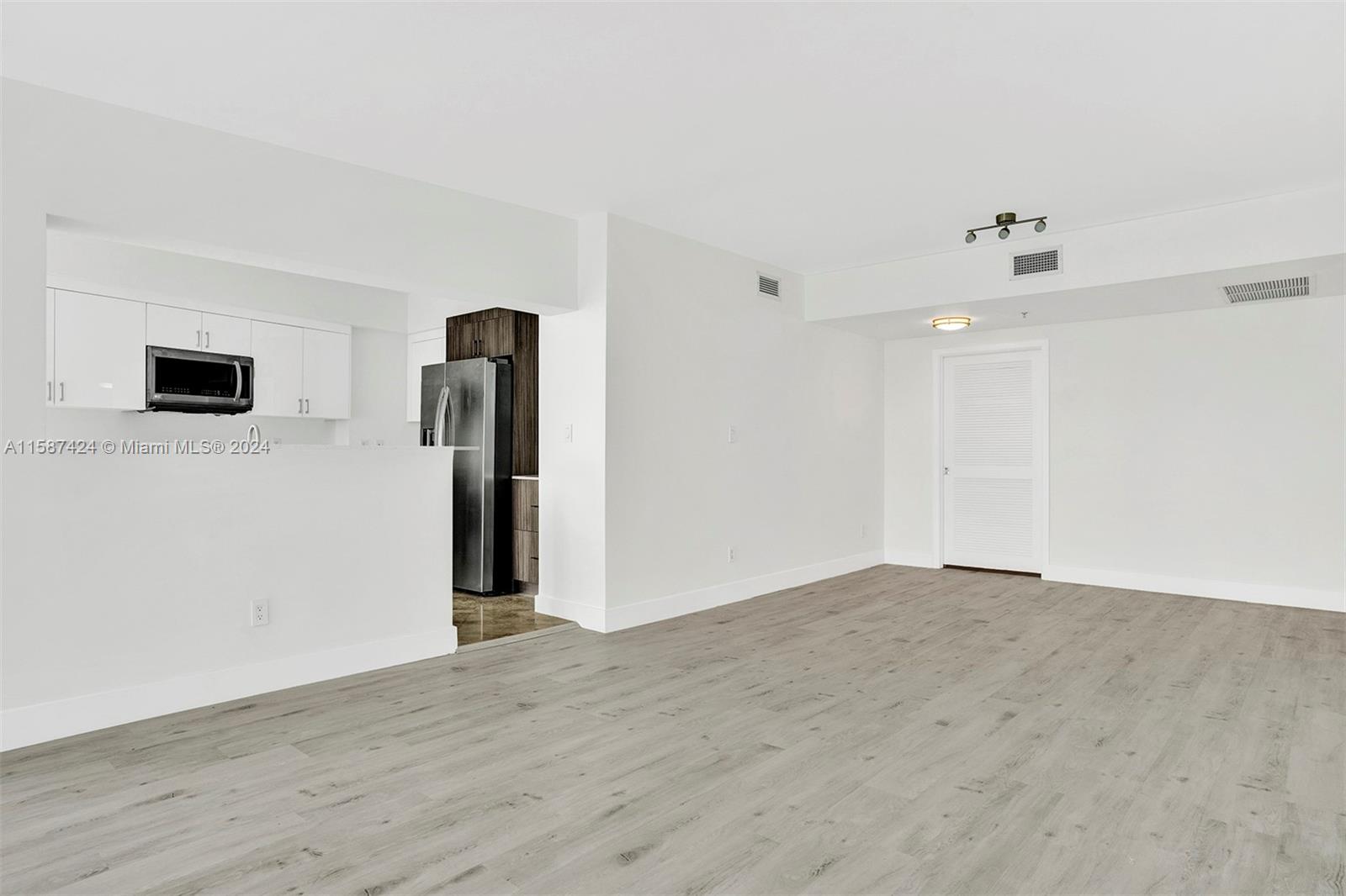 ONE MIAMI WEST CONDO - Residential Lease