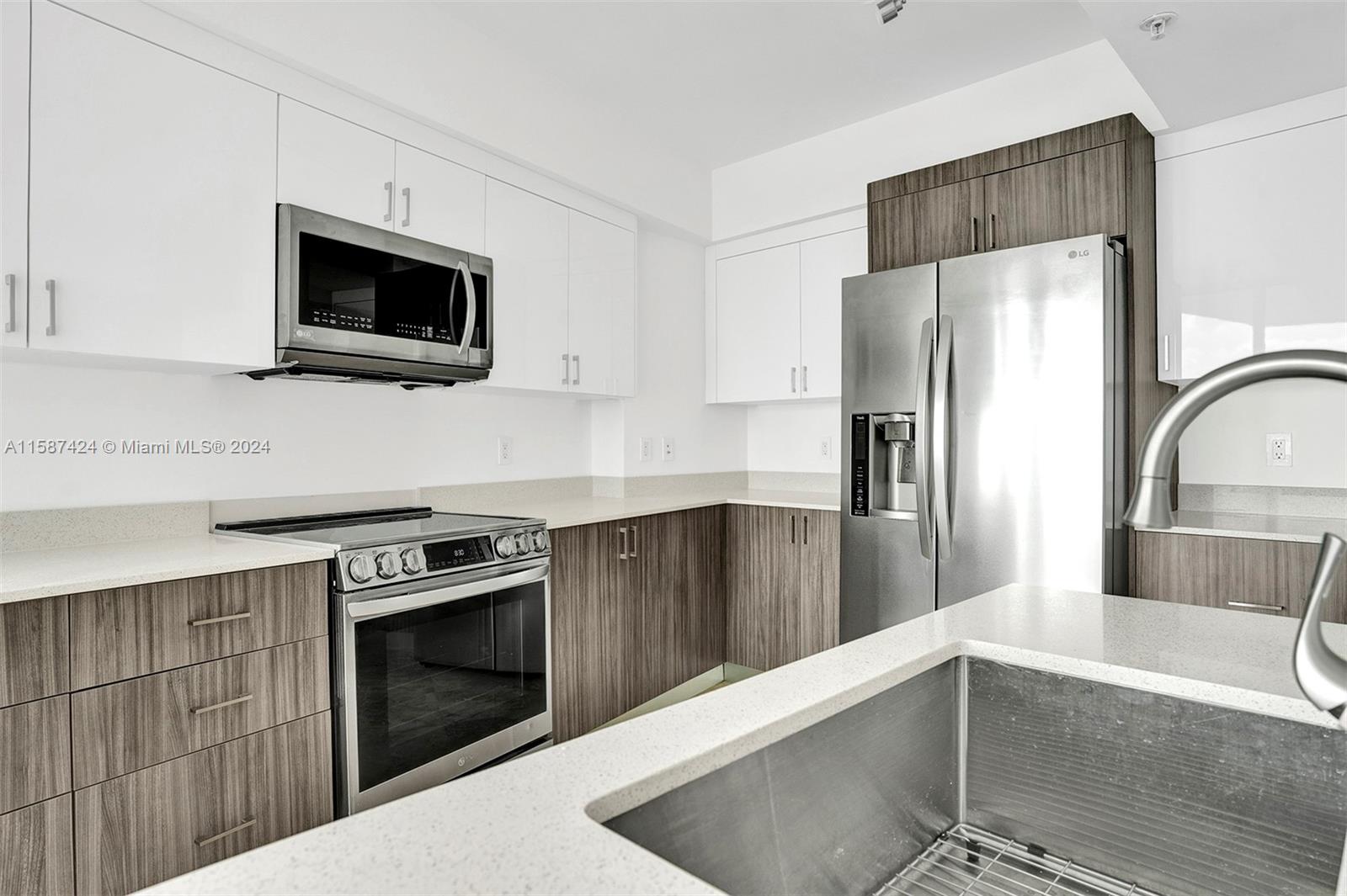 ONE MIAMI WEST CONDO - Residential Lease