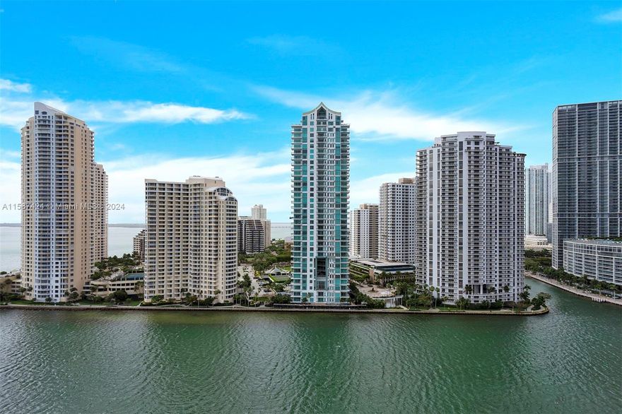 Spectacular remodeled apartment unit 3 beds 2 baths at One Miami condo, Italian kitchen cabinets, stainless steel appliances, and granite countertops. Located right on the waterfront in Downtown Miami, at the gateway of where Downtown meets the Miami River and Biscayne Bay. Gorgeous panoramic views of Biscayne Bay, the Port of Miami, Brickell Avenue, Downtown Miami, Key Biscayne, and South Beach.  Walking distance to Whole Foods, Cinema, Brickell City Center, Bayside Park, Restaurants. Building amenities include (lap pool, heated pool, Jacuzzi) UNDER CONSTRUCTION. 2 fitness centers, sauna, 2 party rooms, bike storage, convenience store, 24/7 valet, concierge and security.