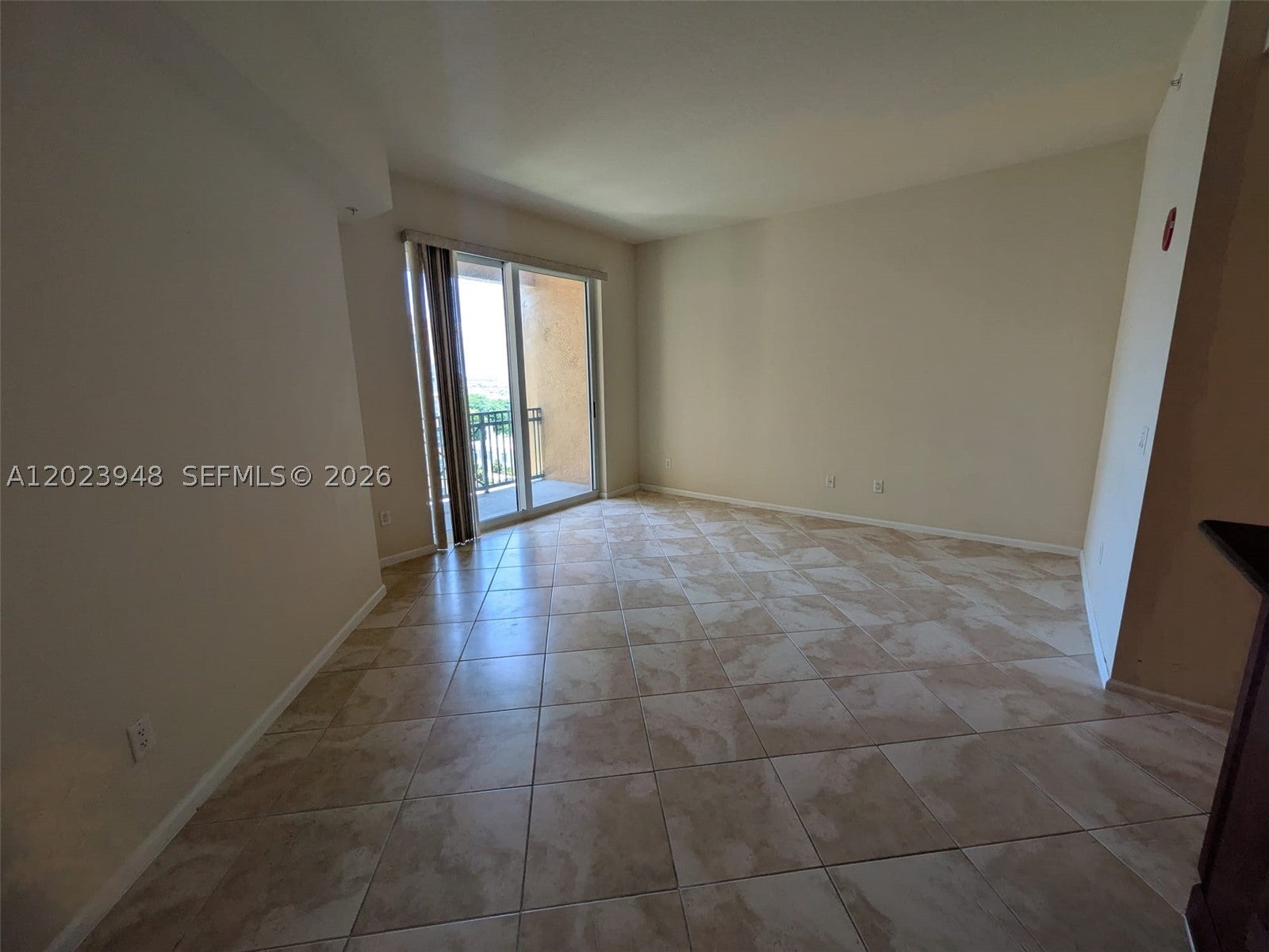 403 S Sapodilla Ave 803