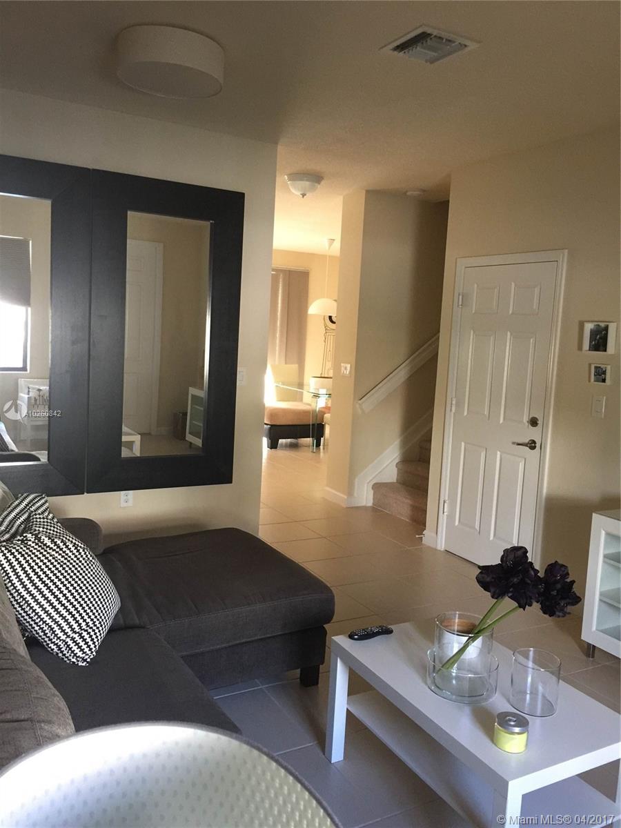 INTERLAKEN - Residential Lease