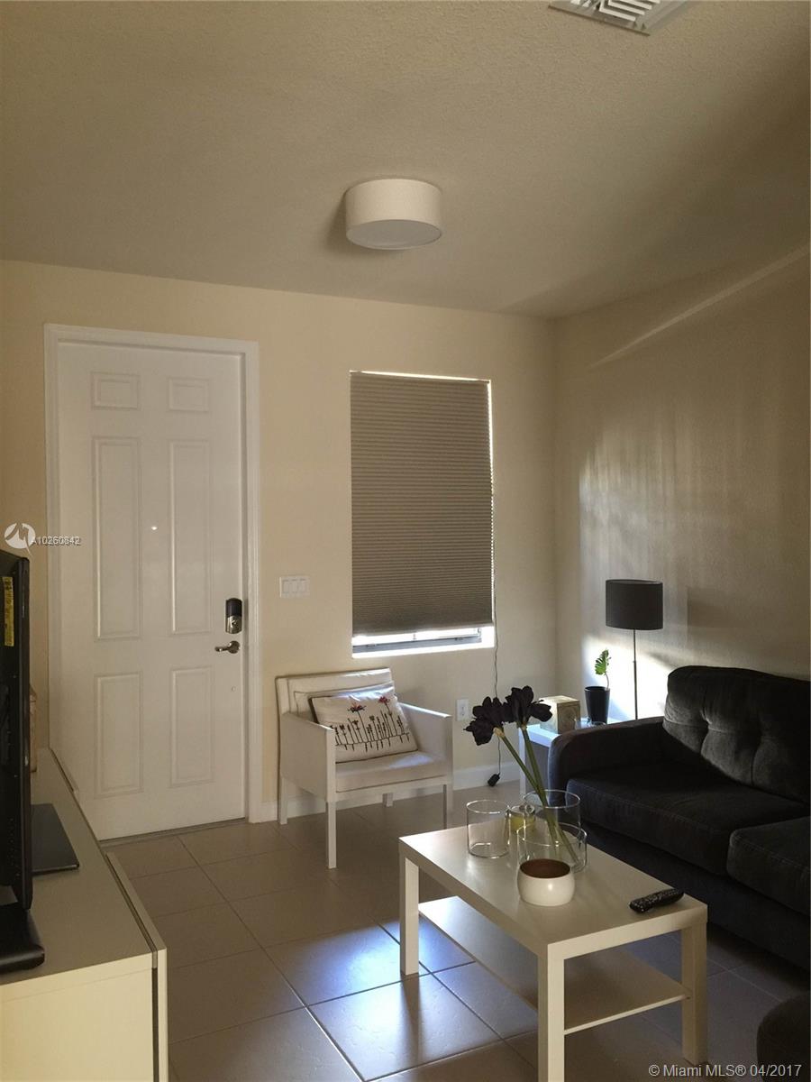 INTERLAKEN - Residential Lease