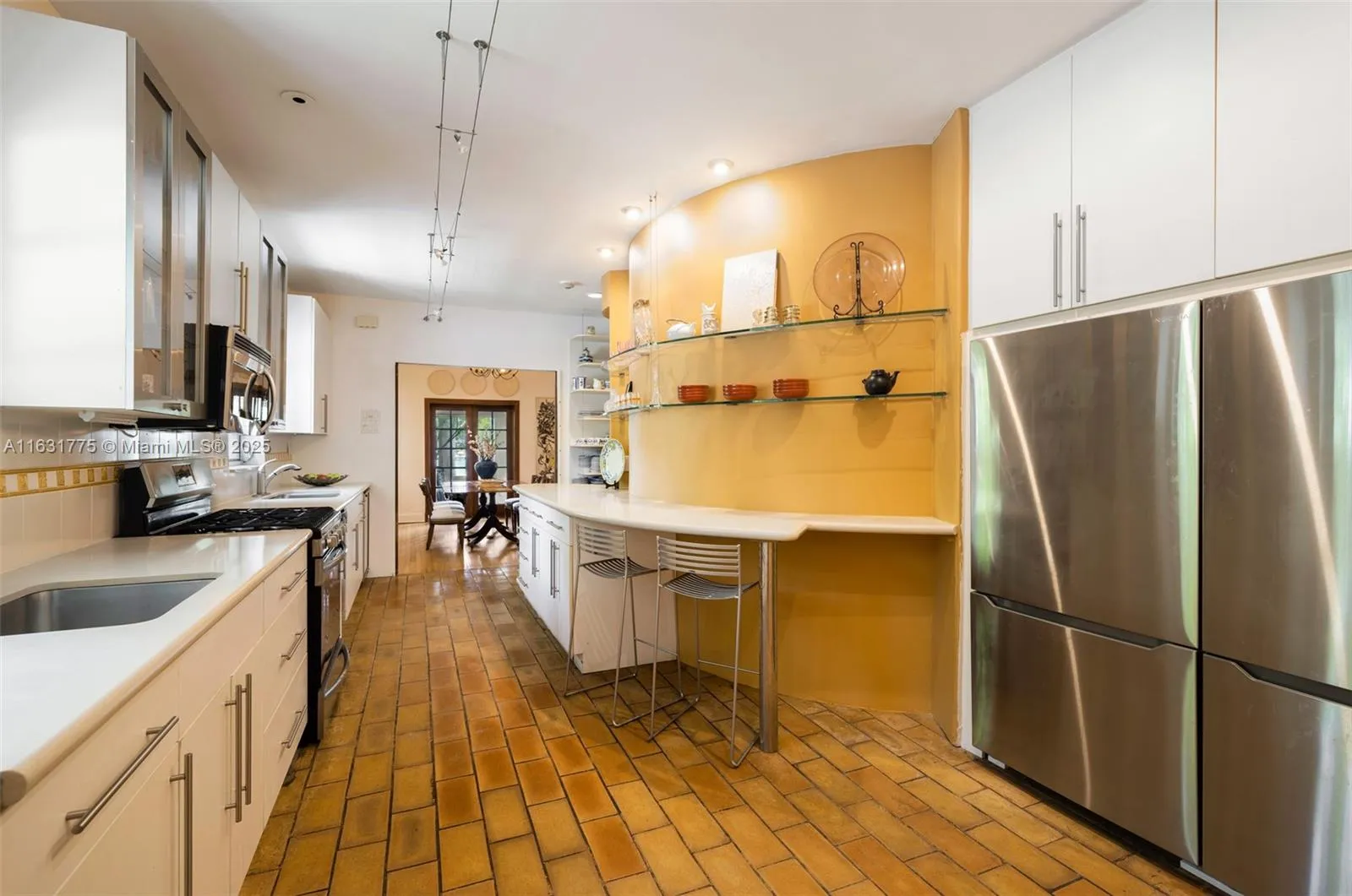 Miami Beach, Florida 33140, United States, 6 Bedrooms Bedrooms, ,5 BathroomsBathrooms,Residential,Active,48049