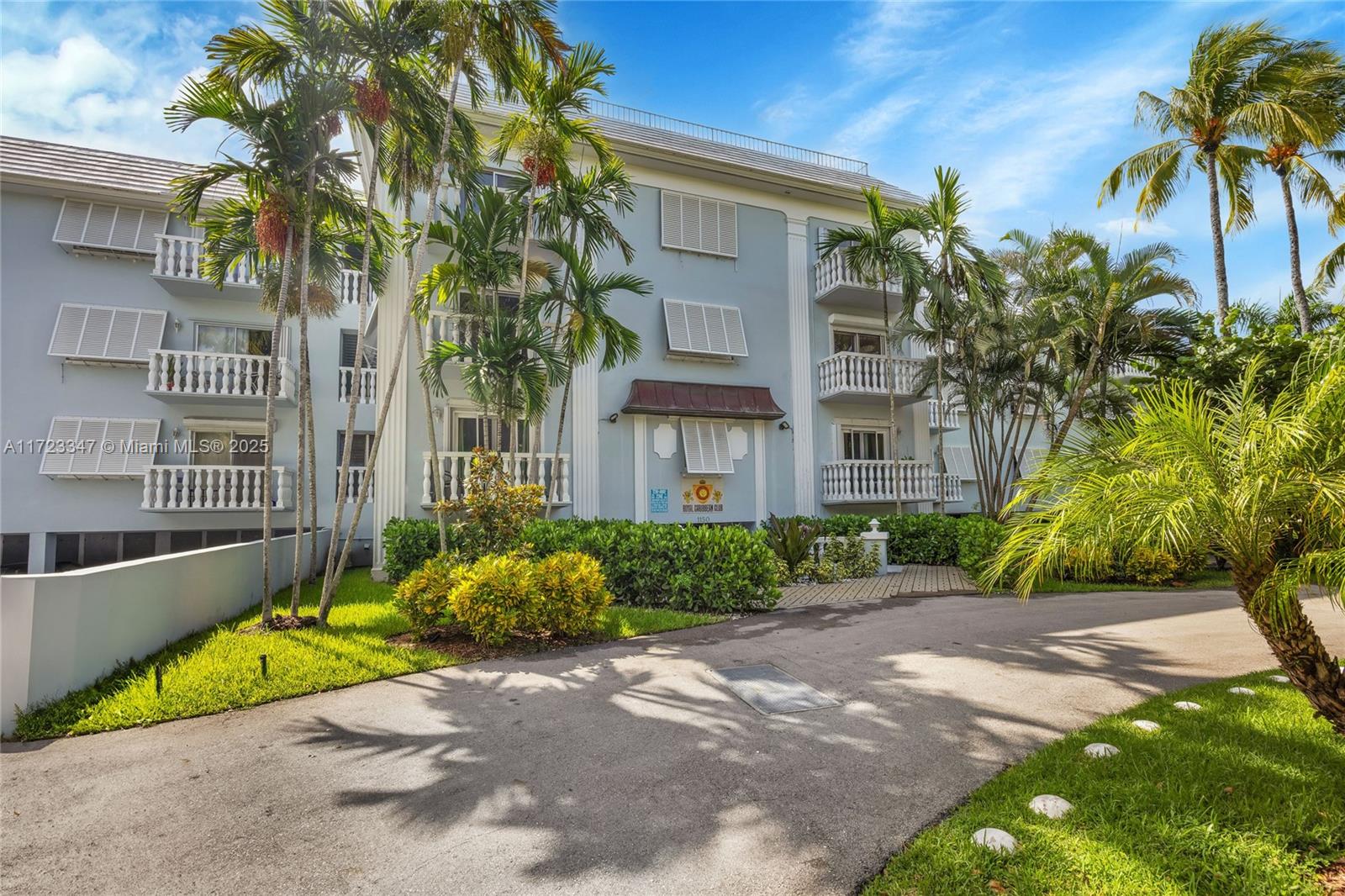 This is the largest two bedroom, two bath unit in the Royal Caribbean Club. The unit has great natural light with a balcony off the living area and another off the primary bedroom. New flooring and one assigned parking space. The building has a large pool, sauna and exercise room. The location of the Caribbean Club is premier- the University of Miami, Metro Rail and good shopping are all just minutes away.
