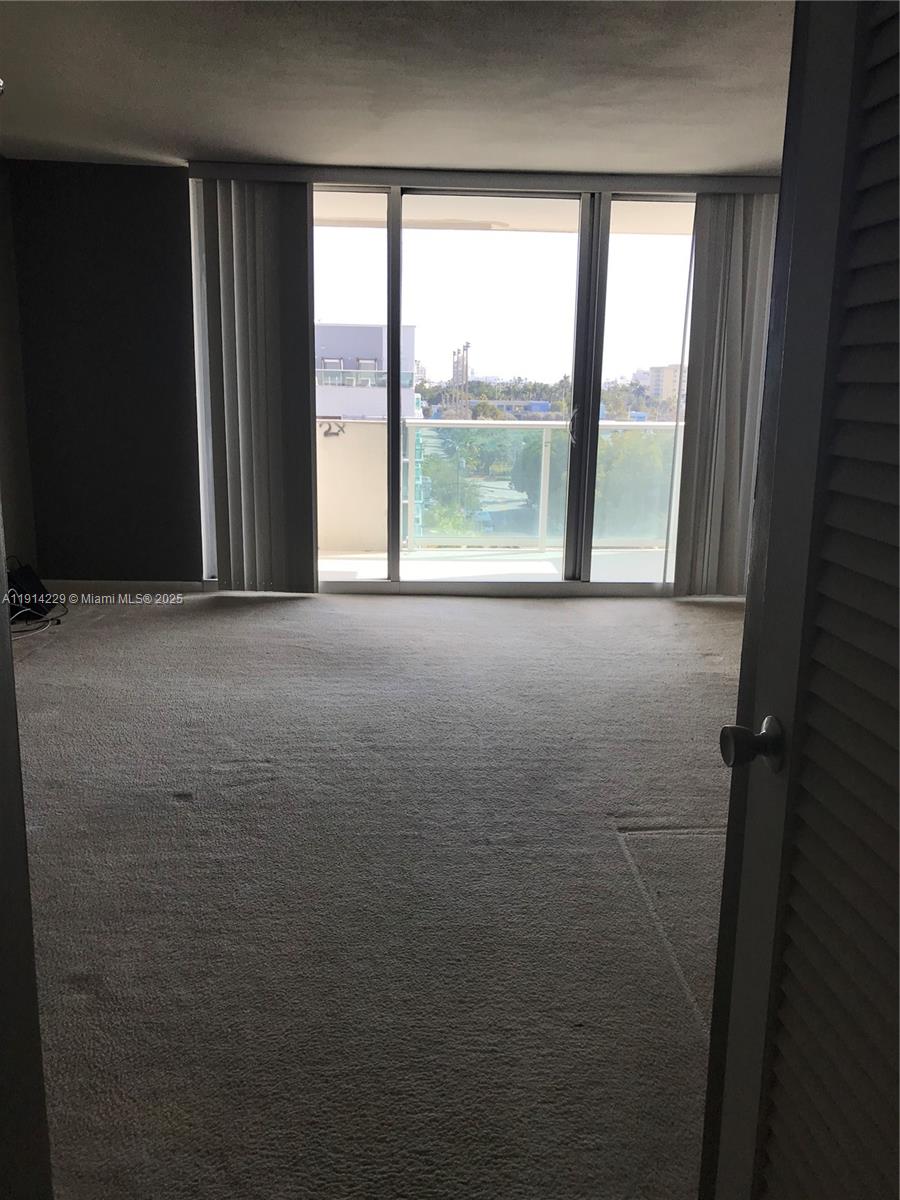 MIRADOR 1200 CONDO - Residential