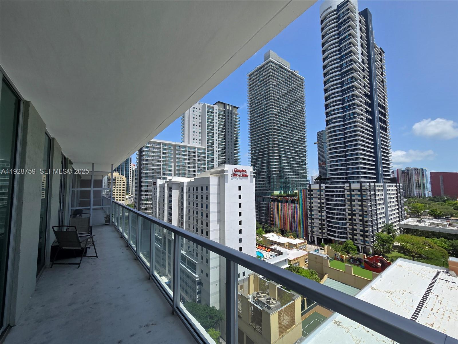 THE AXIS ON BRICKELL COND - Residential