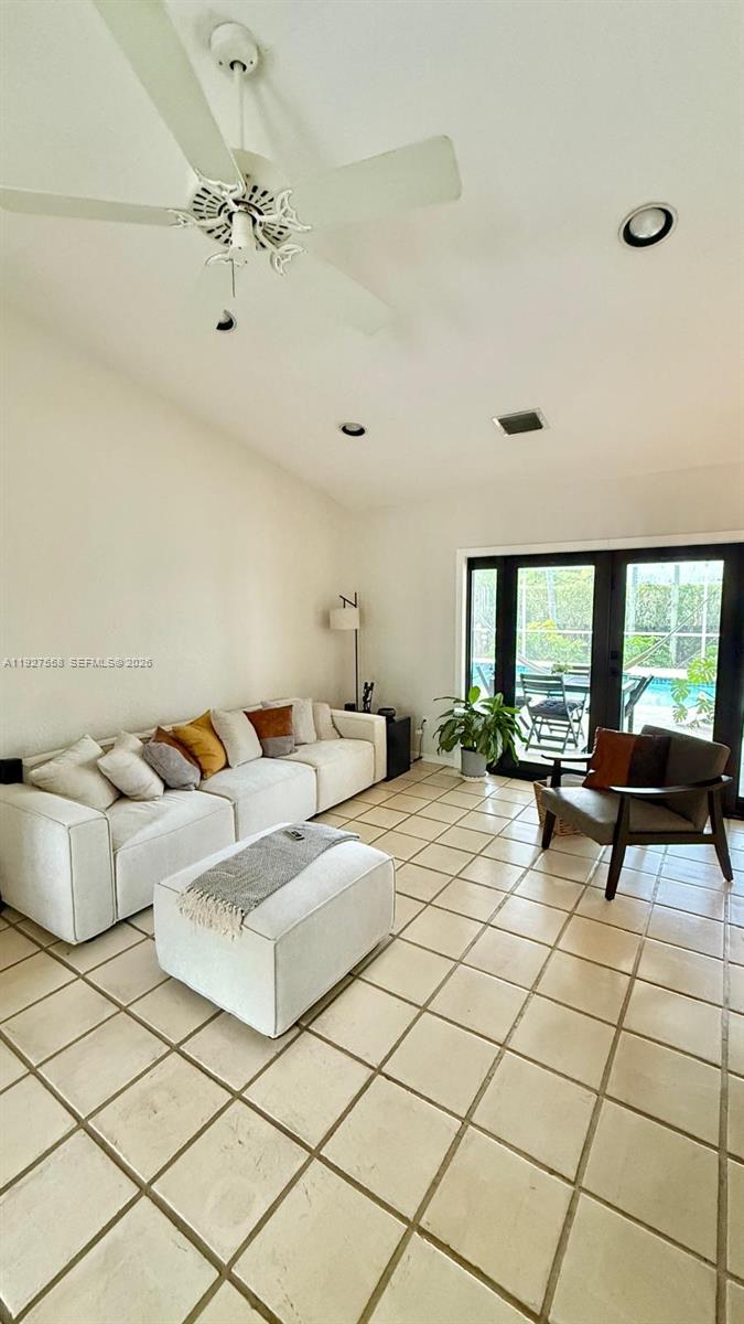 SECTION 21 BEL-AIRE - Residential