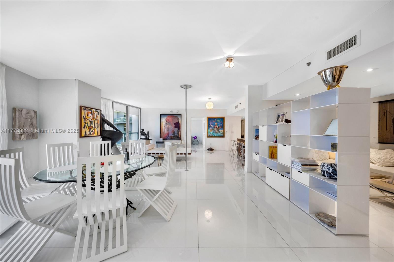 Property for Sale at 475 Brickell Ave 712-714, Miami, Broward County, Florida - Bedrooms: 2 
Bathrooms: 2  - $2,100,000
