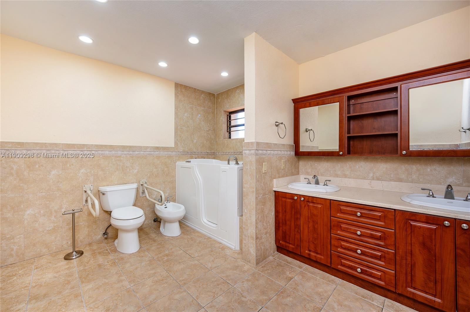 PAN AMERICAN SUB 1ST ADDN - Residential