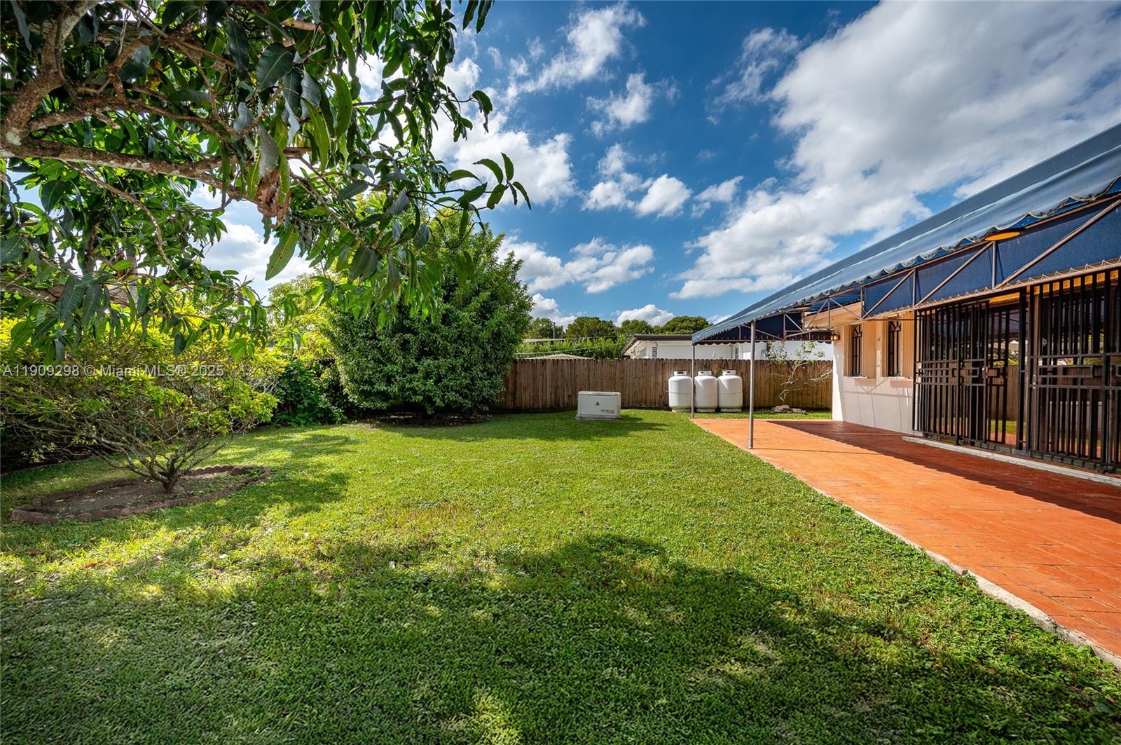 PAN AMERICAN SUB 1ST ADDN - Residential