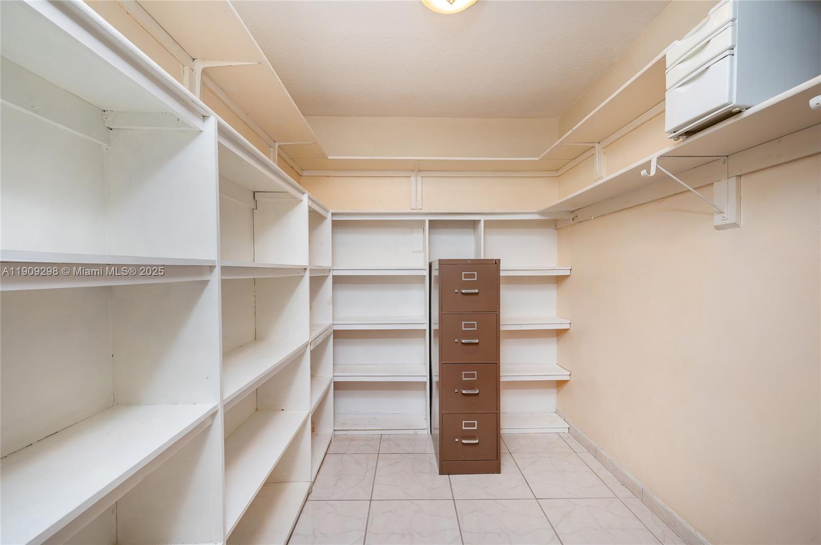 PAN AMERICAN SUB 1ST ADDN - Residential