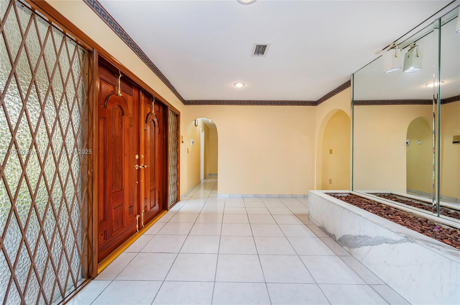 PAN AMERICAN SUB 1ST ADDN - Residential