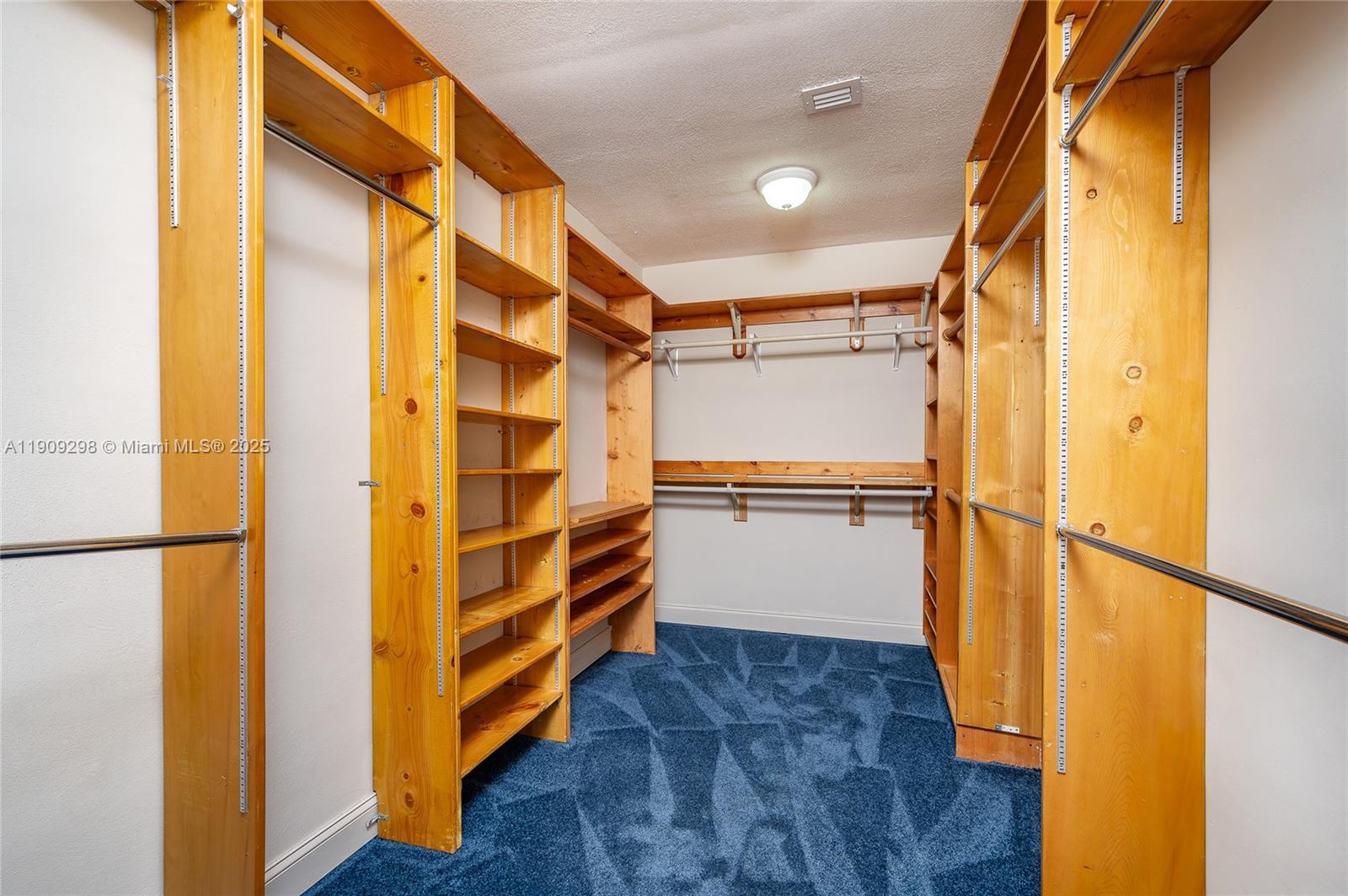 PAN AMERICAN SUB 1ST ADDN - Residential