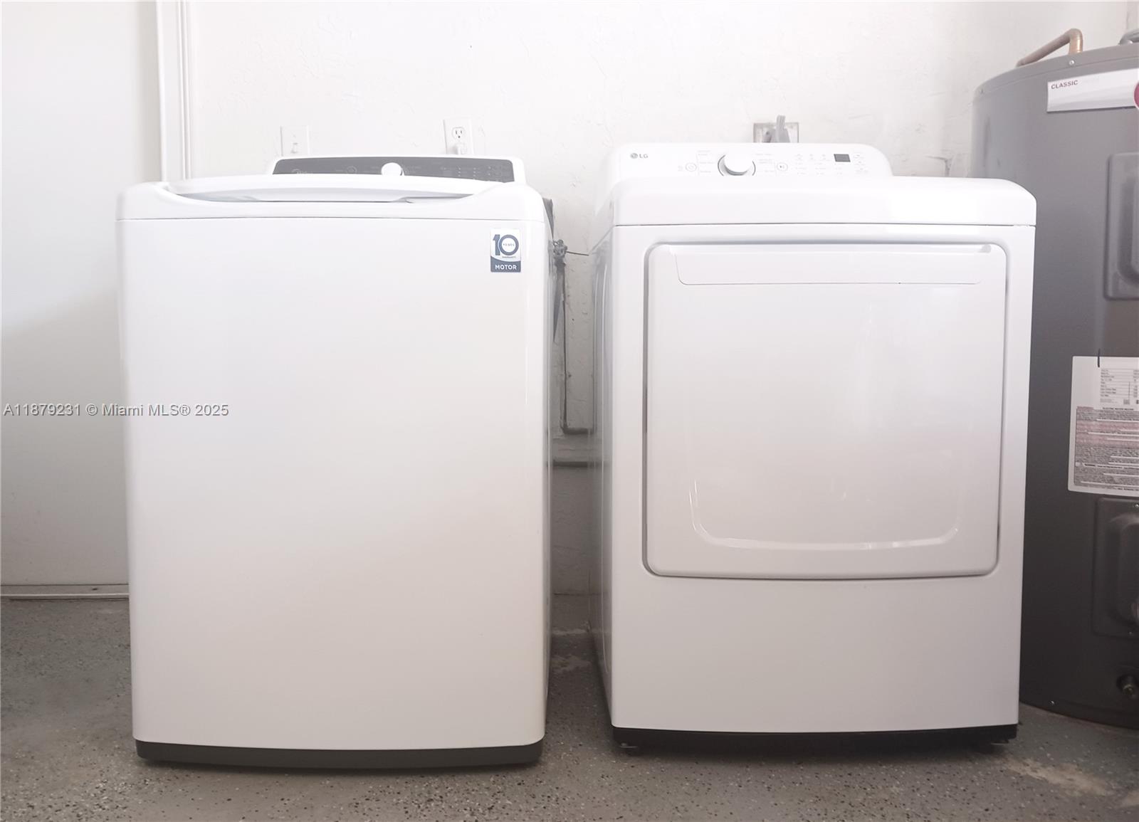 PORT ST LUCIE SECTION 13 - Residential Lease