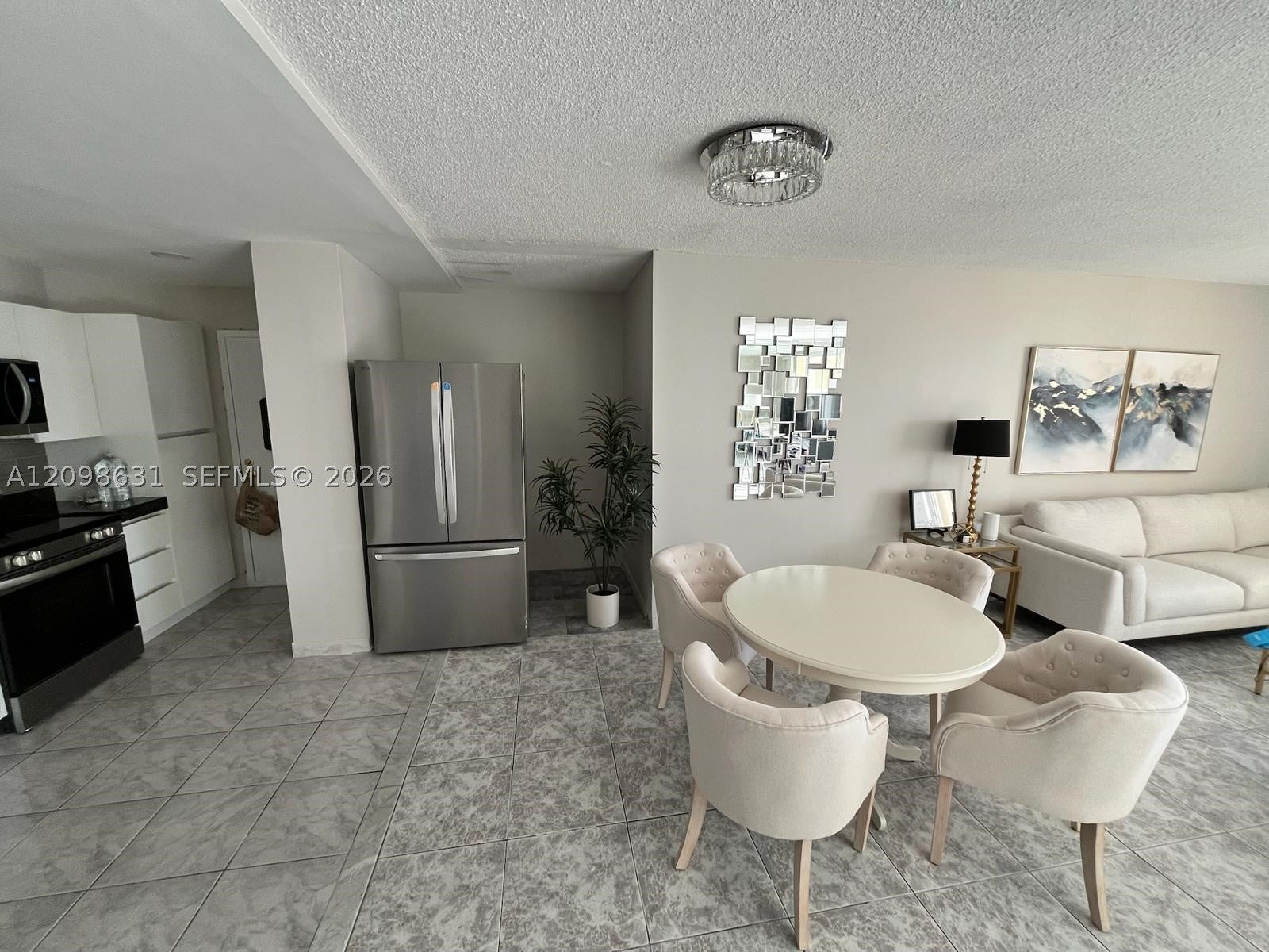 100 Golden Isles Dr 909
