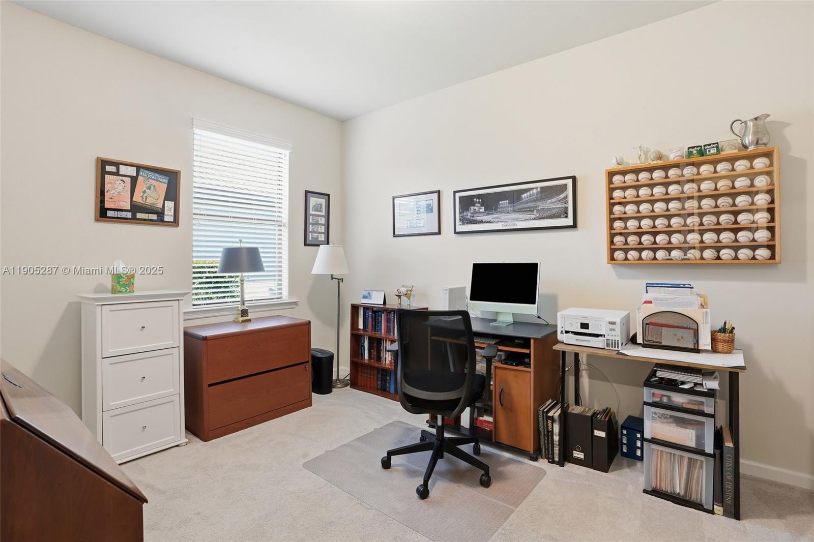 HAMPTON LAKES - Residential