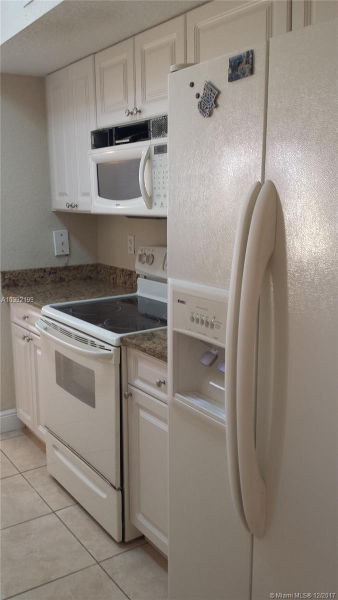 BREEZE OF GALLOWAY CONDO - Residential Lease