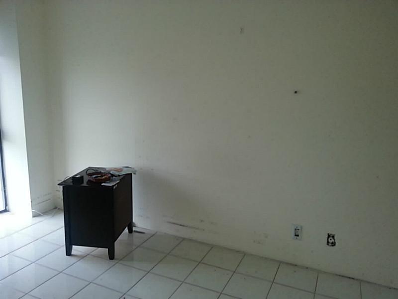 CORONADO CONDO TOWERS I-I - Residential Lease