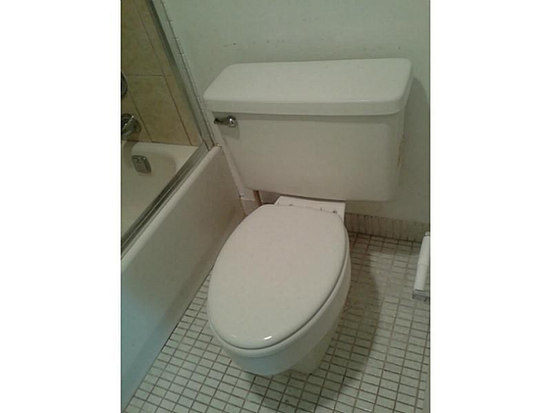 CORONADO CONDO TOWERS I-I - Residential Lease