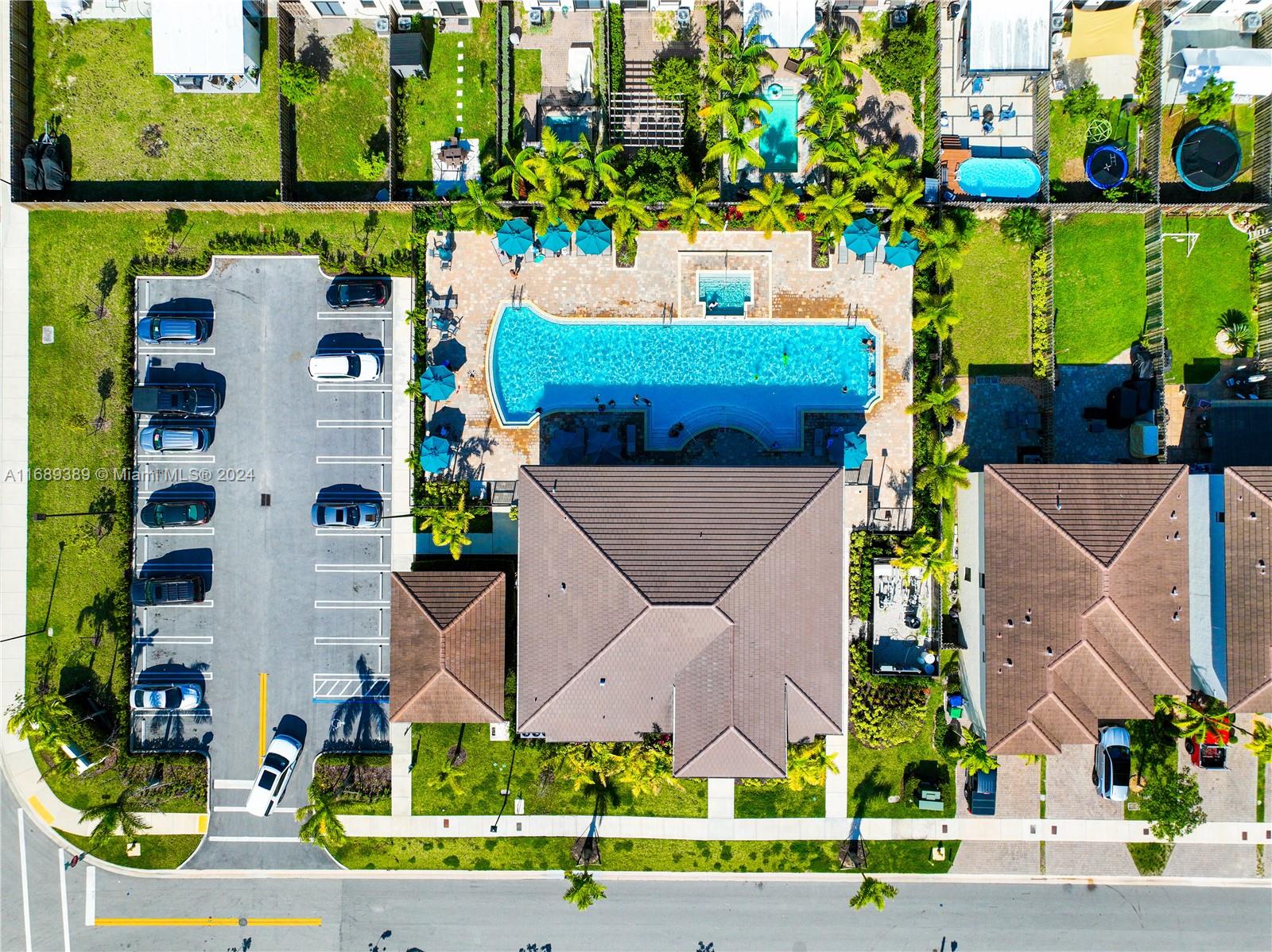 S ALLAPATTAH GARDENS - Residential
