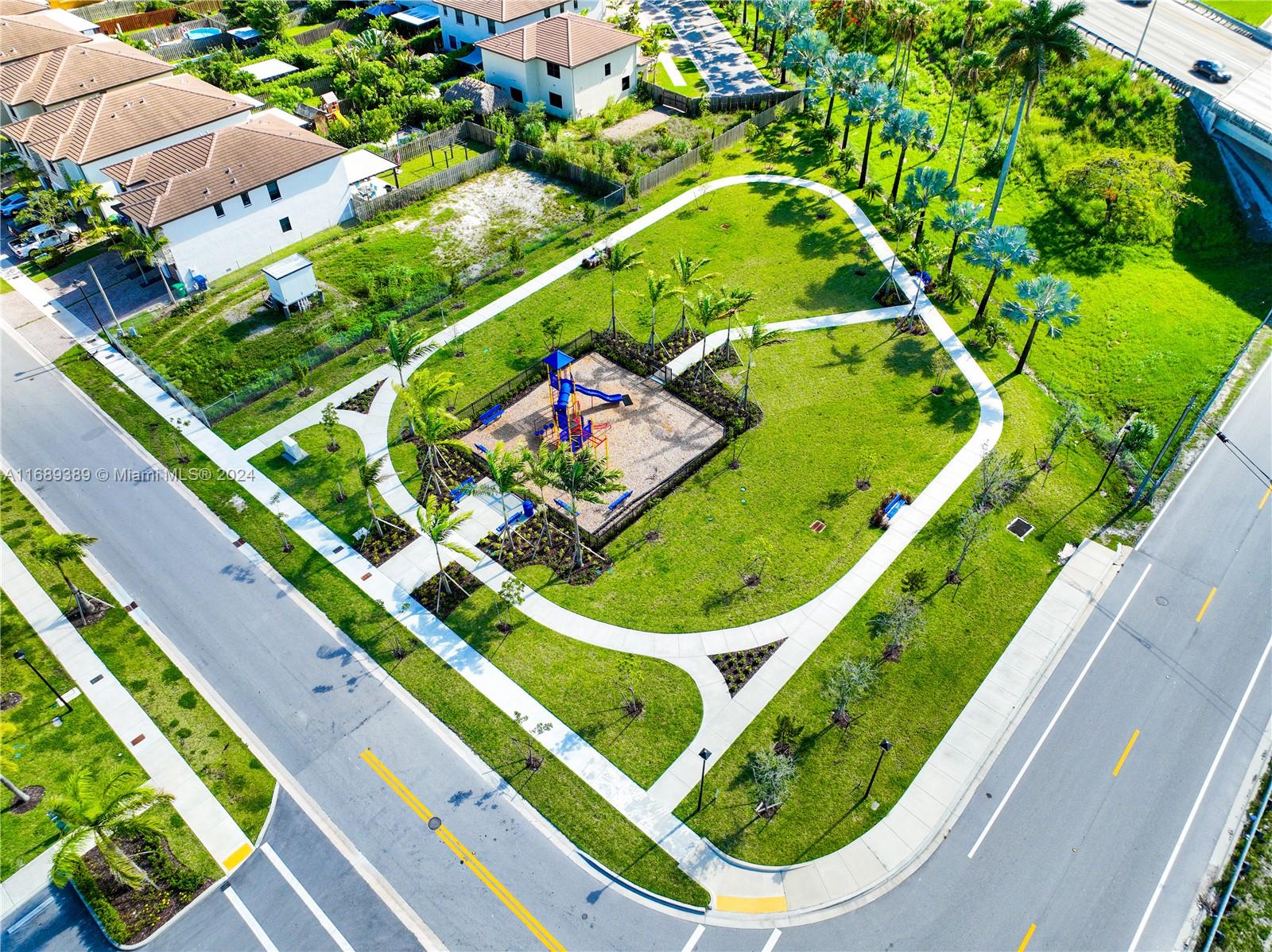 S ALLAPATTAH GARDENS - Residential
