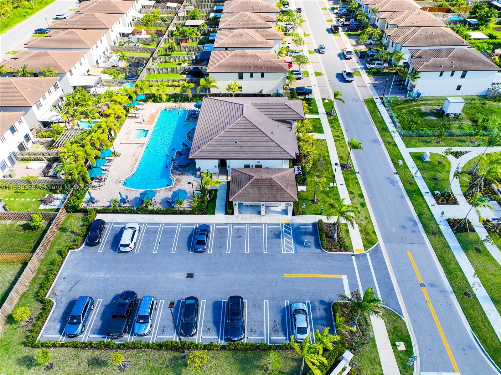 S ALLAPATTAH GARDENS - Residential