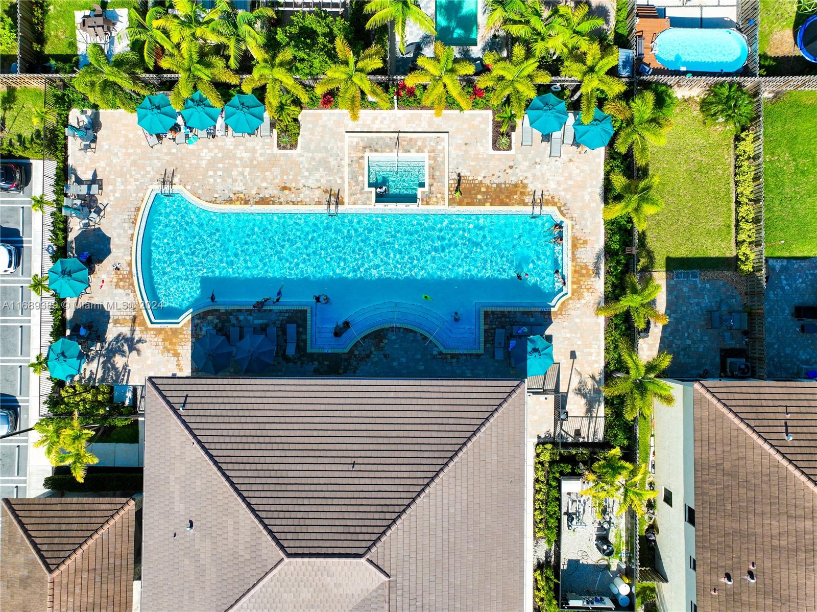 S ALLAPATTAH GARDENS - Residential