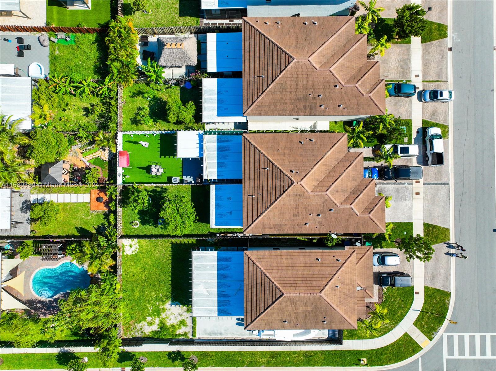 S ALLAPATTAH GARDENS - Residential