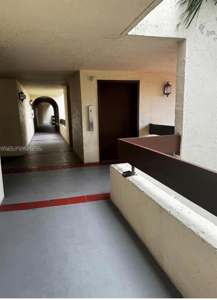 KENLAND BEND SOUTH CONDO - Residential