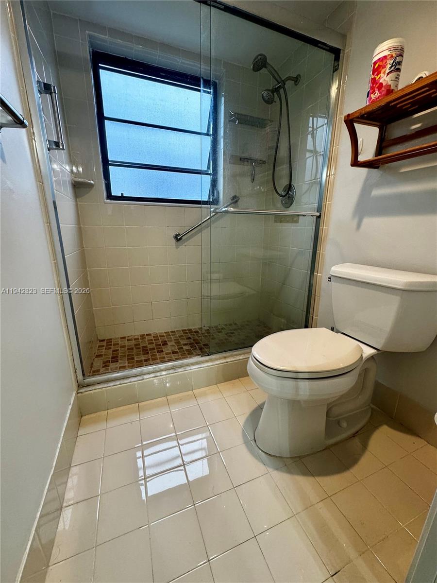 KENLAND BEND SOUTH CONDO - Residential