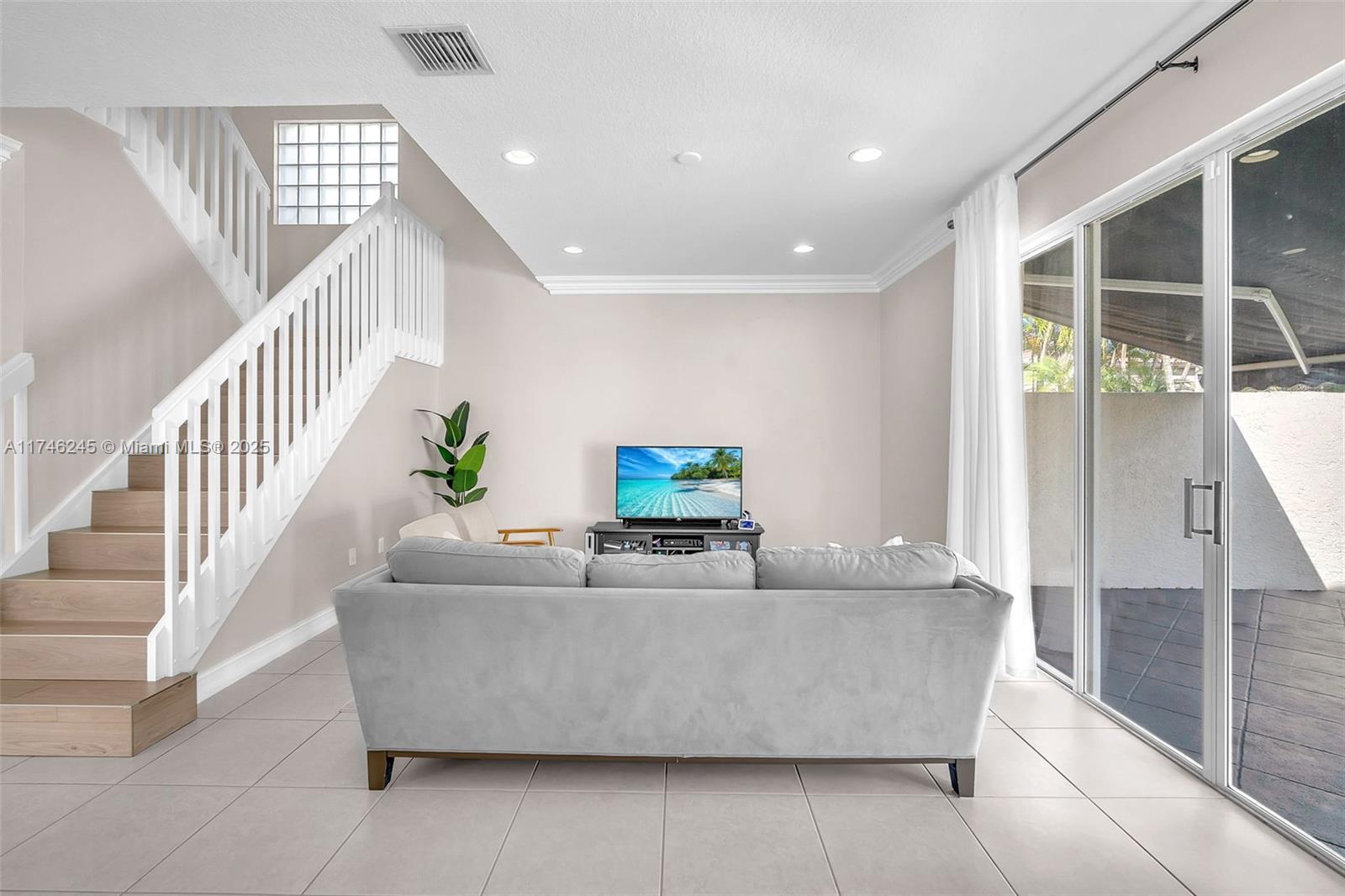 Kingsview - Residential