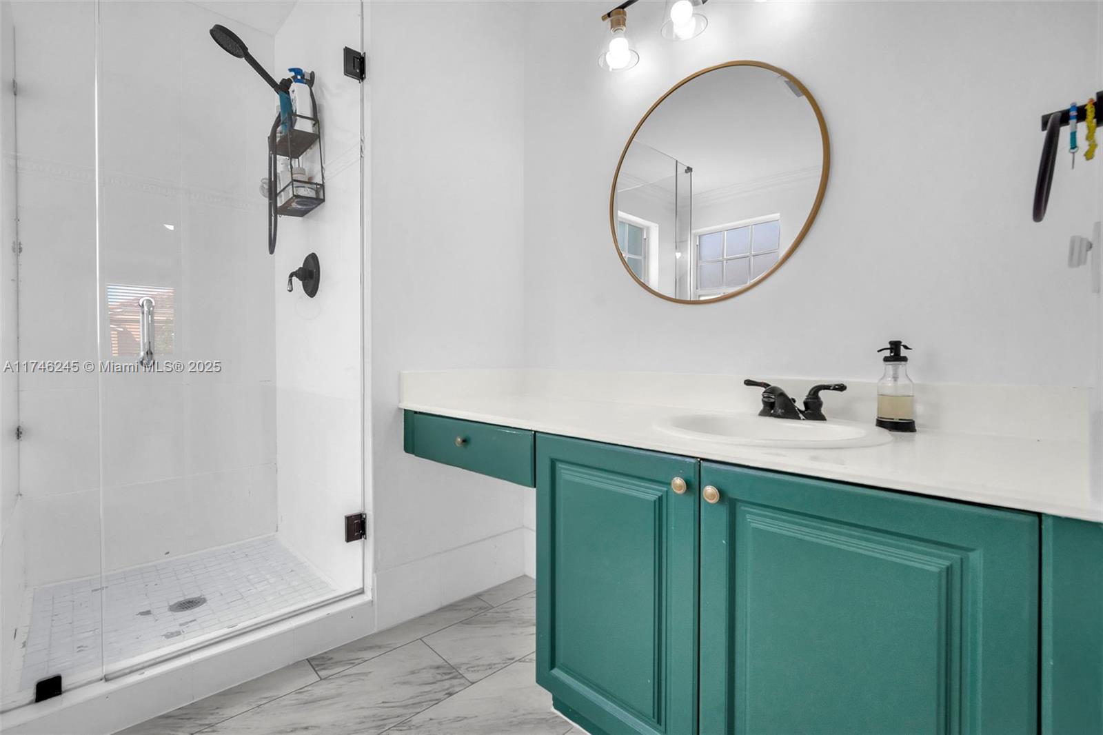 Kingsview - Residential