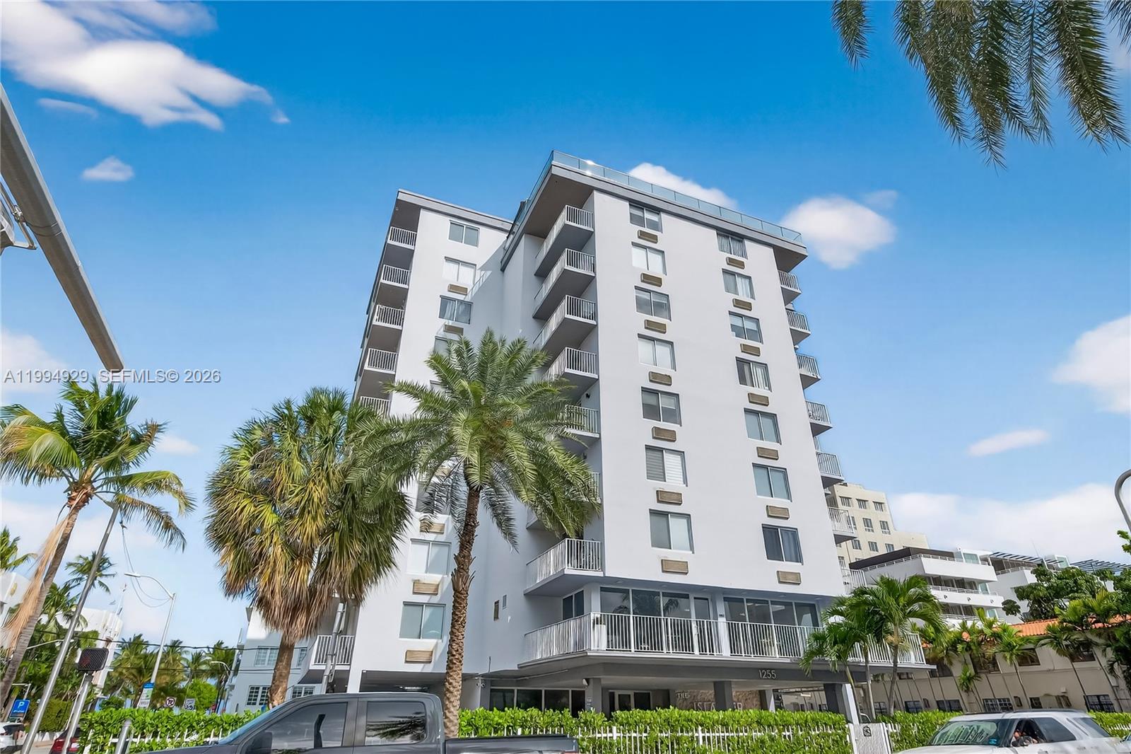 ISLANDER CONDO APTS - Residential Lease