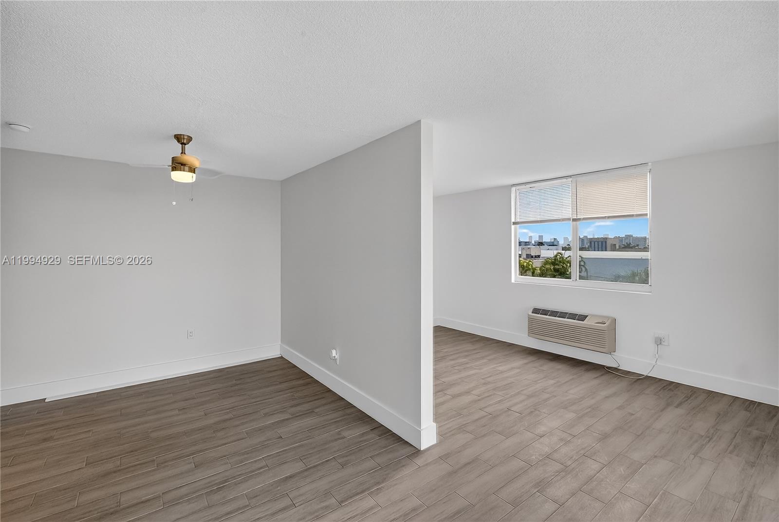 ISLANDER CONDO APTS - Residential Lease