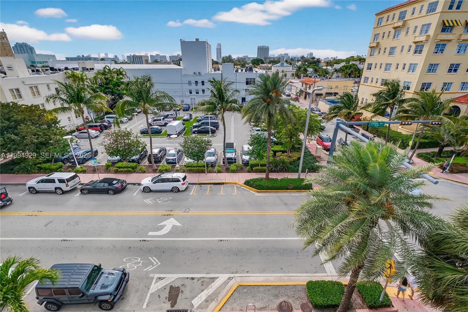 ISLANDER CONDO APTS - Residential Lease