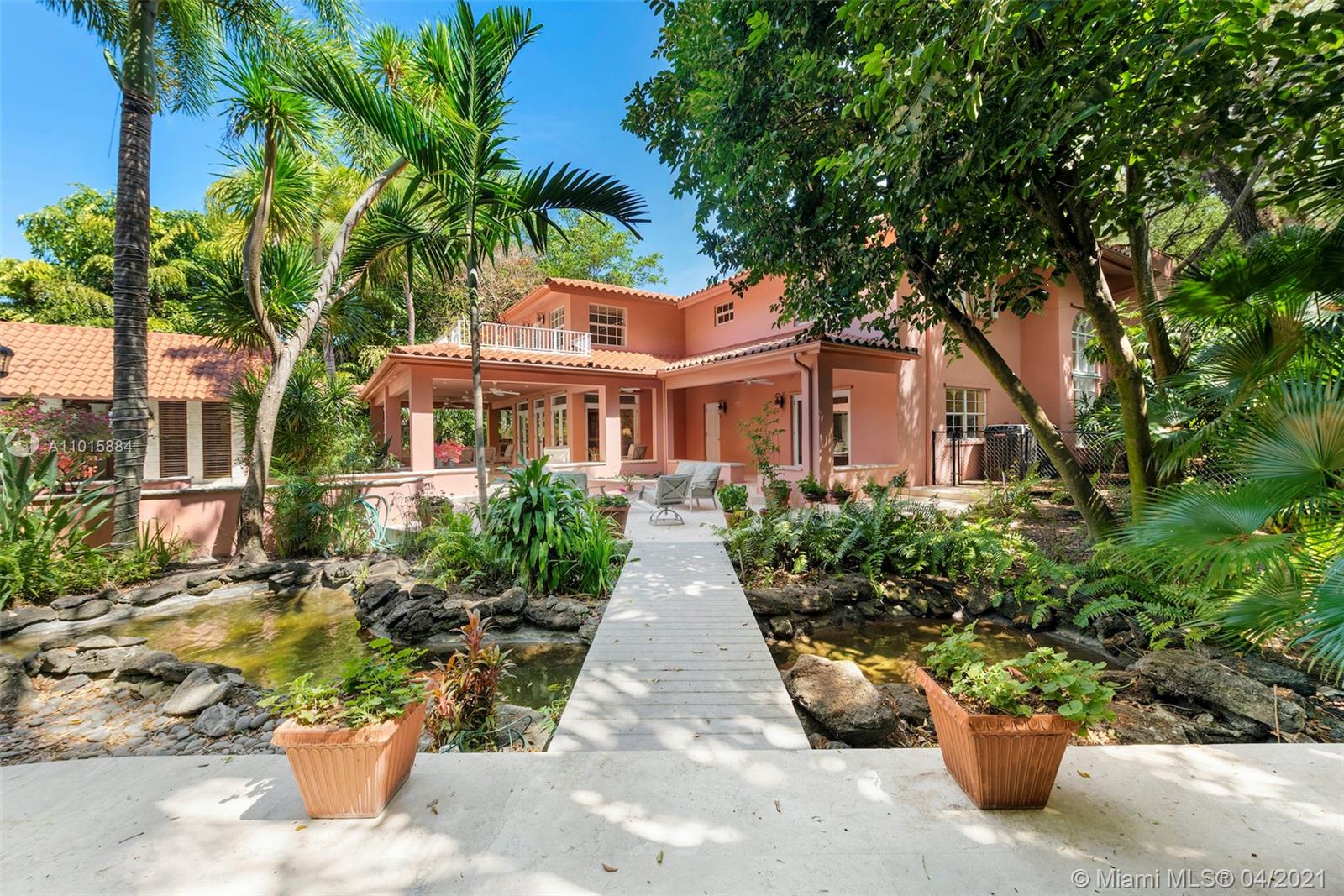 SNAPPER CREEK LAKES SUB - Residential