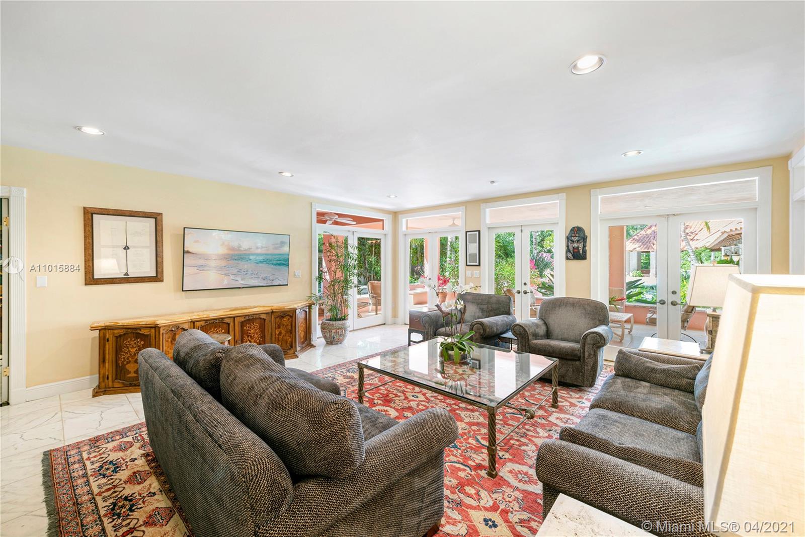 SNAPPER CREEK LAKES SUB - Residential