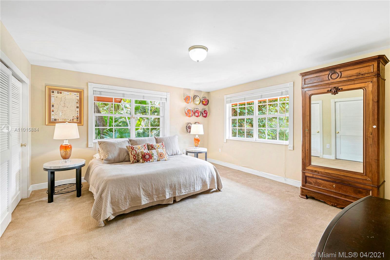 SNAPPER CREEK LAKES SUB - Residential