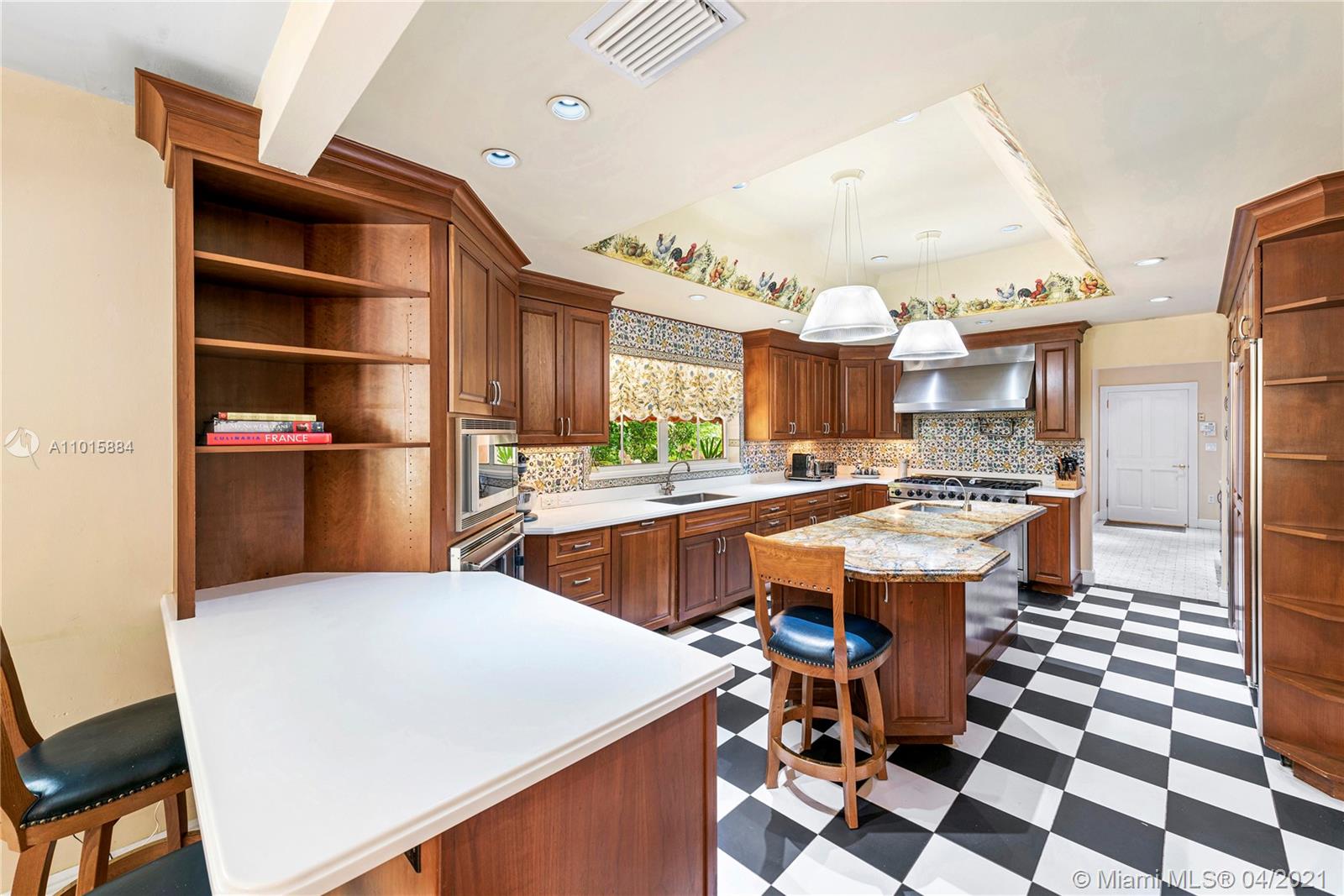 SNAPPER CREEK LAKES SUB - Residential