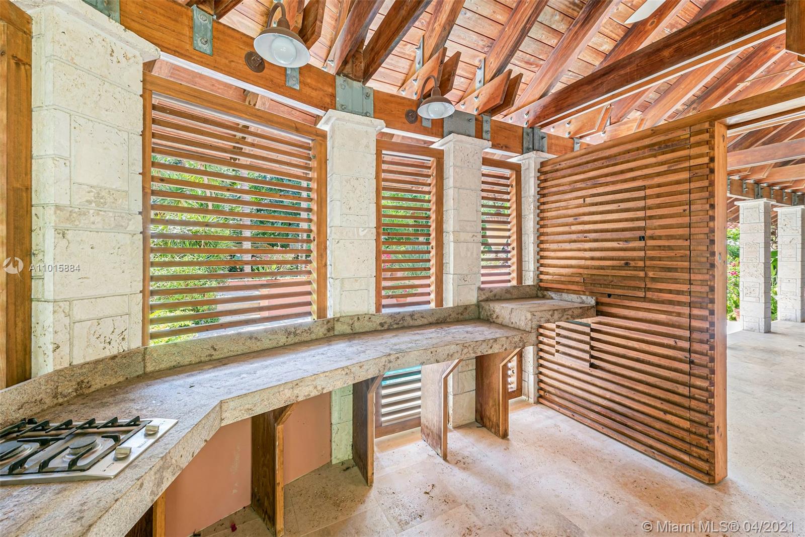 SNAPPER CREEK LAKES SUB - Residential