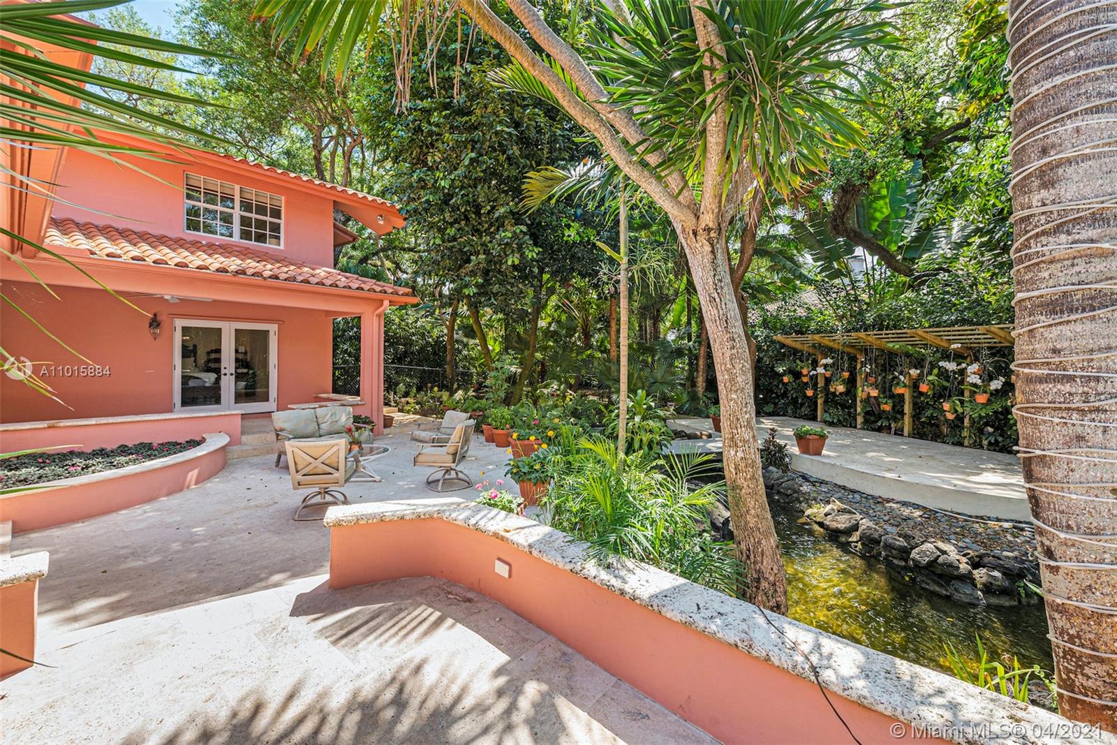 SNAPPER CREEK LAKES SUB - Residential