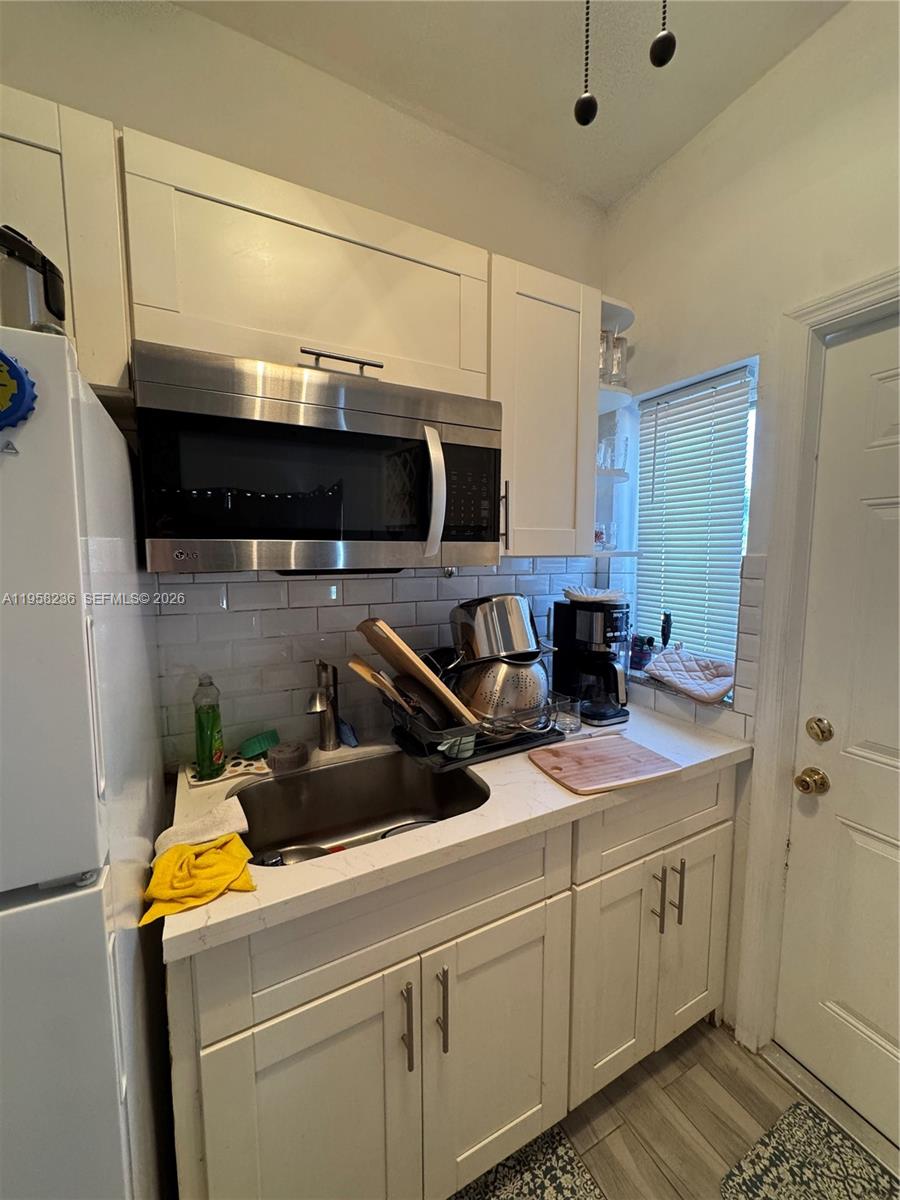 BISCAYNE BCH SUB - Residential Income