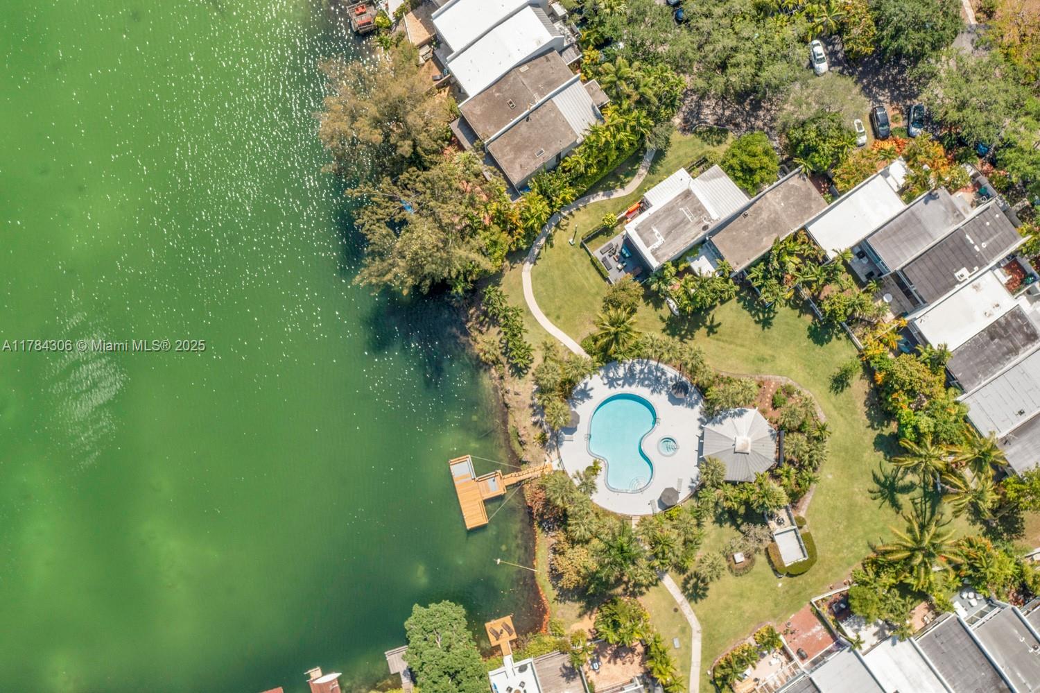 Lakeridge - Residential